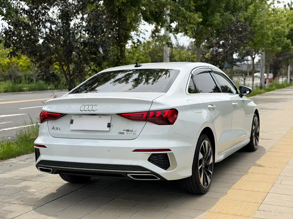 Audi A3 2022 — фото 22