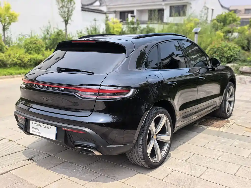 Porsche Macan 2022