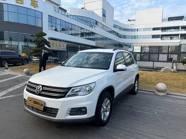 Volkswagen Tiguan 2012