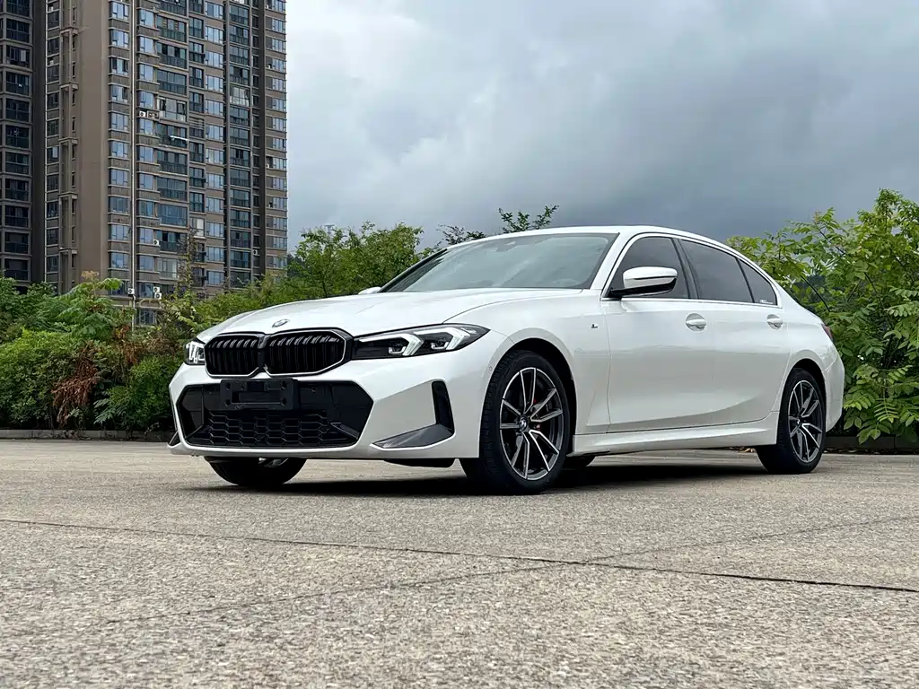 BMW 3 Series 2024