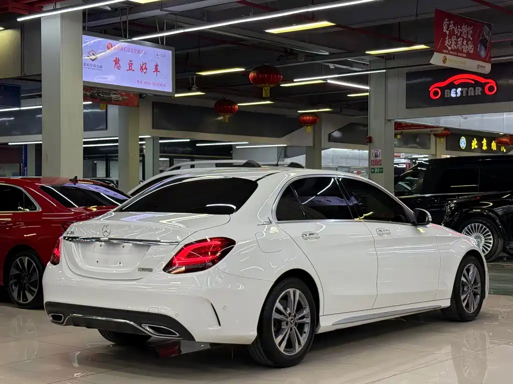 Mercedes-Benz C-Class 2020 — фото 2