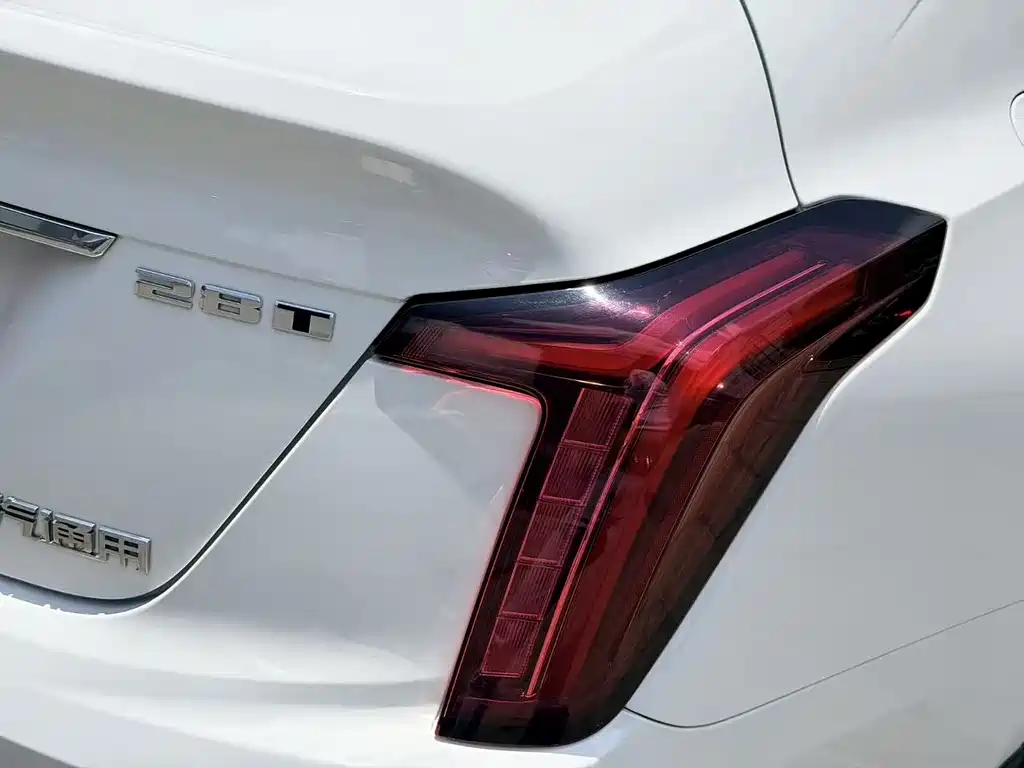 Cadillac CT5 2020 — фото 33
