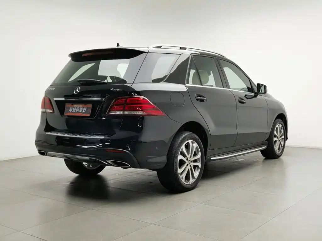 Mercedes-Benz GLE 2017 — фото 2