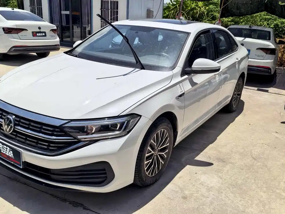 Volkswagen Sagitar 2024