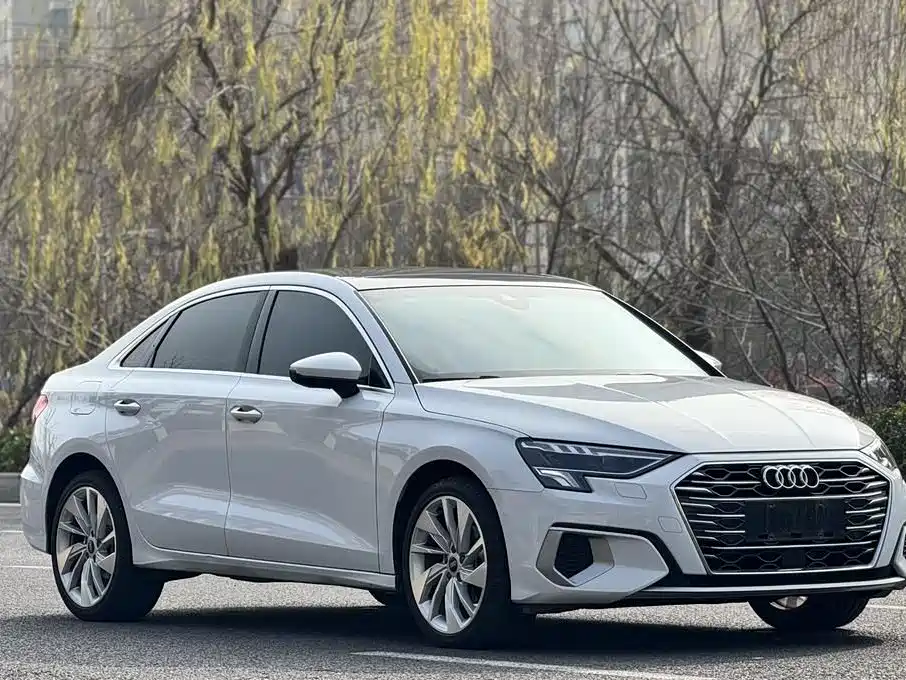 Audi A3 2022 — фото 8