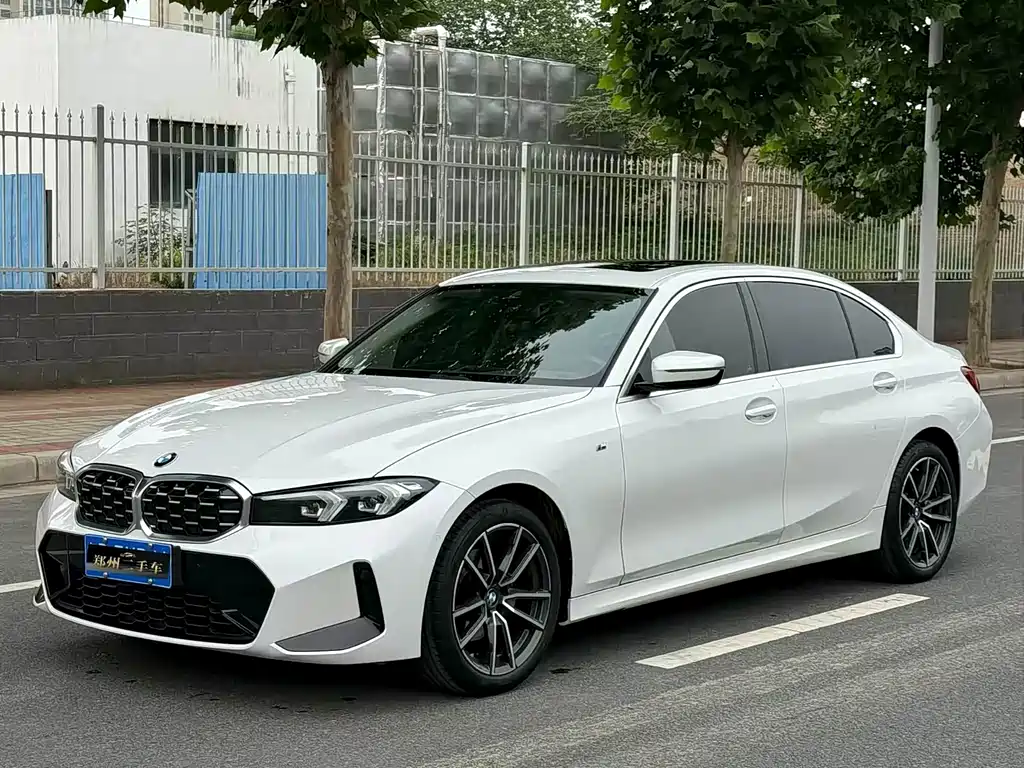 BMW 3 Series 2024