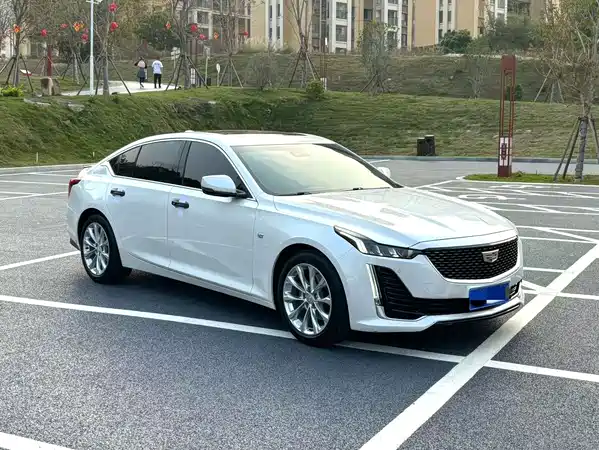 Cadillac CT5 2023