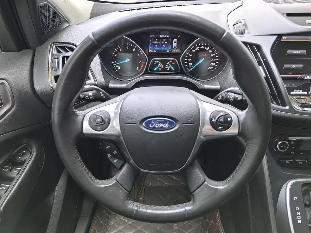 Ford Kuga 2016 — фото 14