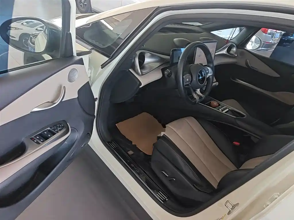 BYD Dolphin 2023 — фото 16