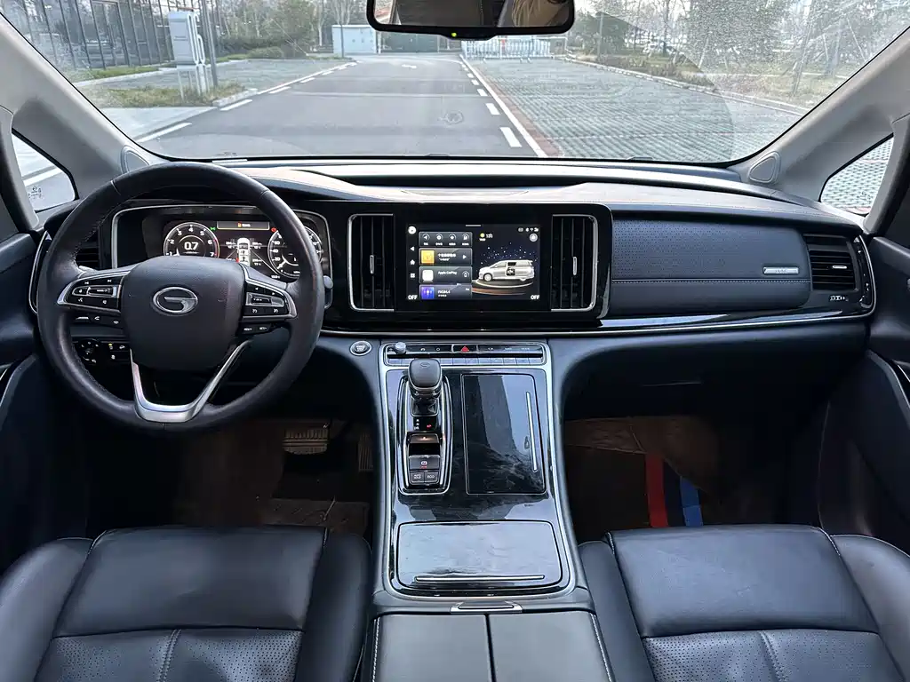 GAC Motor Trumpchi M8 2023 — фото 6