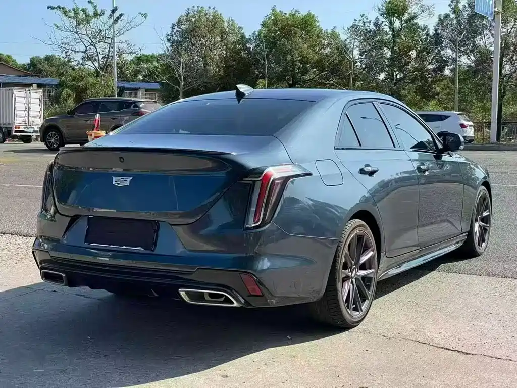 Cadillac CT4 2020 — фото 9