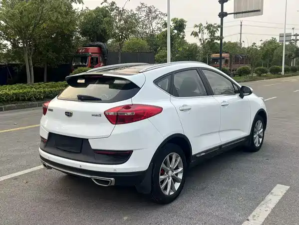 Geely Emgrand GS 2018