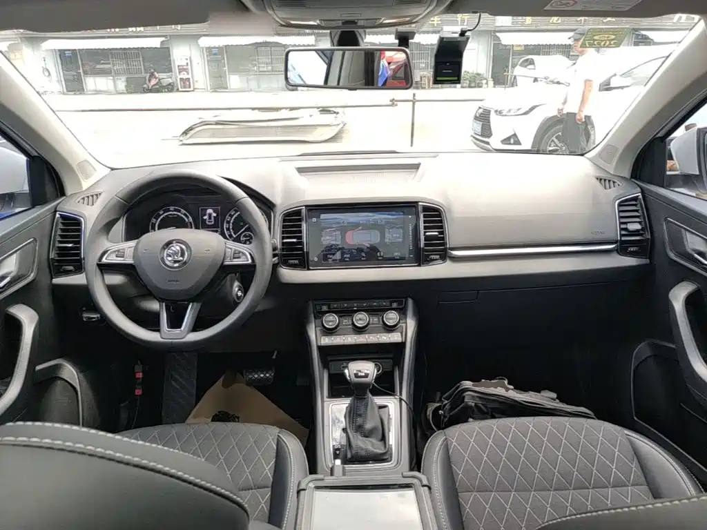 Skoda Korok 2019 — фото 10