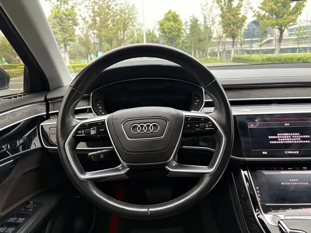 Audi A8 2023 — фото 14