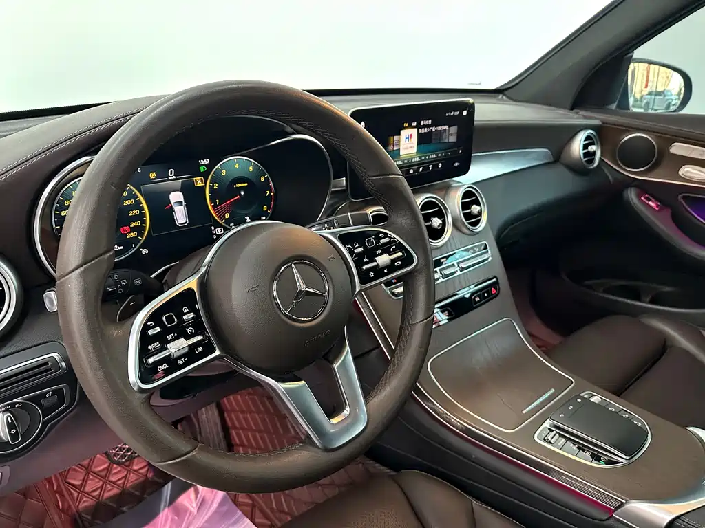 Mercedes-Benz GLC 2022 — фото 16