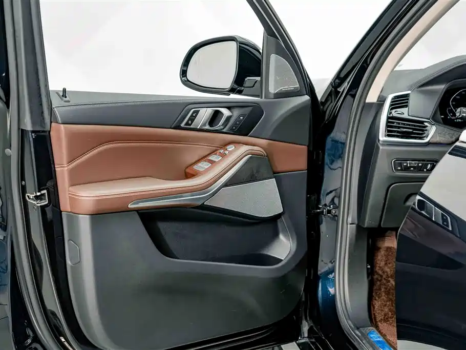 BMW X5 2023 — фото 18