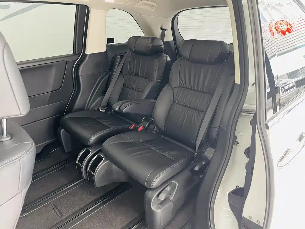Honda Odyssey 2021 — фото 10