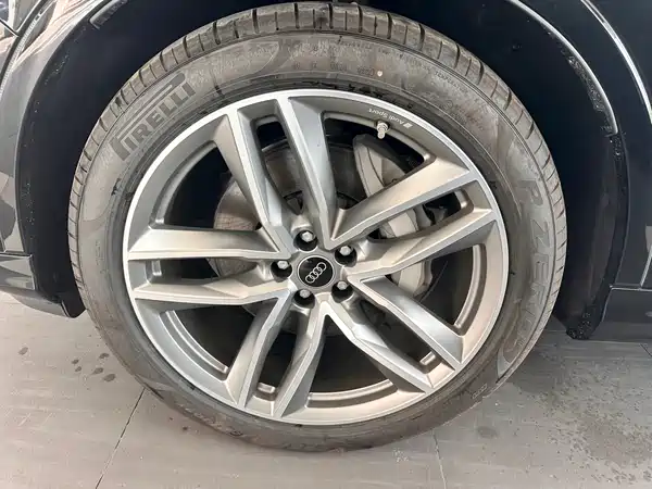 Audi Q7 2025