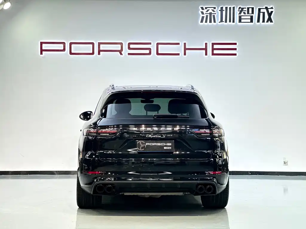 Porsche Cayenne 2023 — фото 8