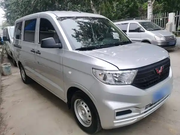 Wuling Hongguang V 2025