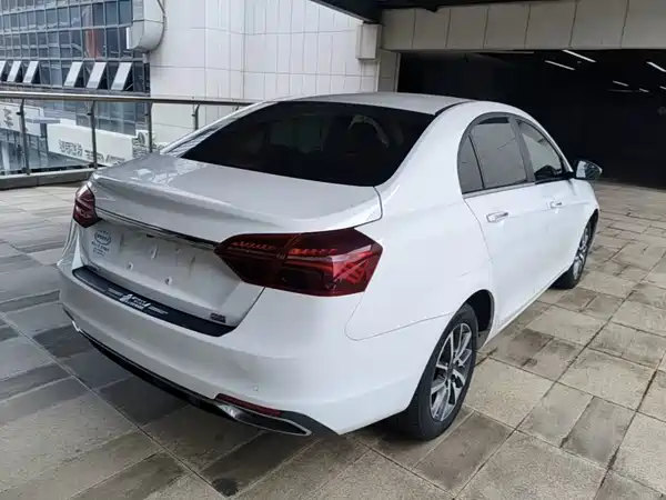 Geely Emgrand 2020