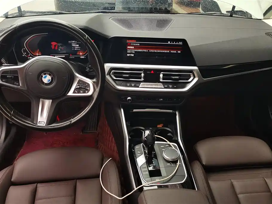 BMW 3 Series 2021 — фото 12