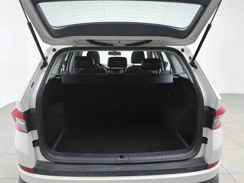 Skoda Kodiaq 2017 — фото 16