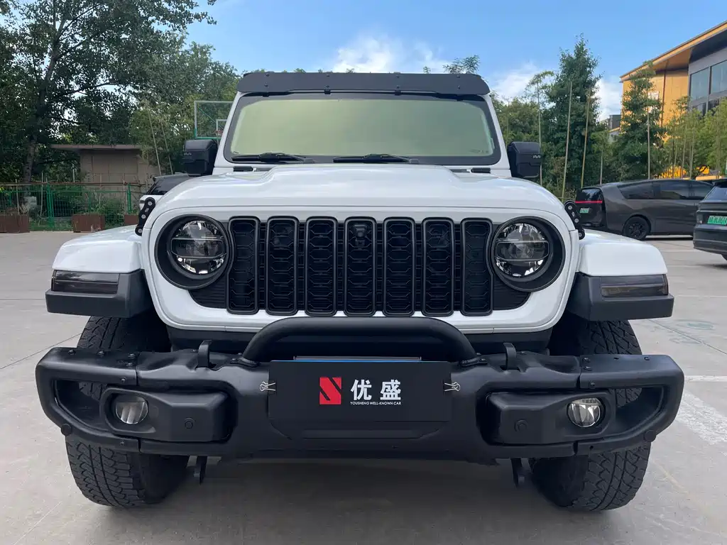 Jeep Wrangler 2020 — фото 2