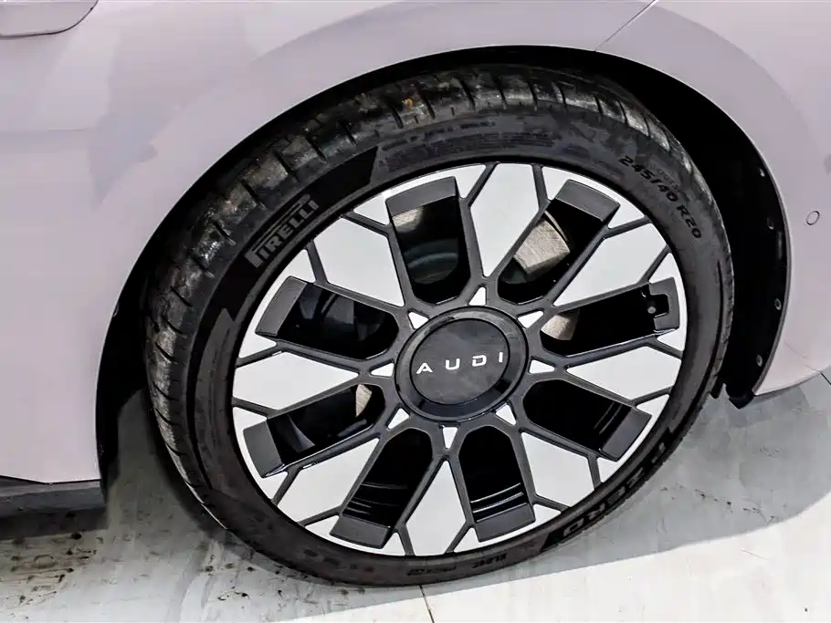 Audi E5 Sportback 2025 — фото 9