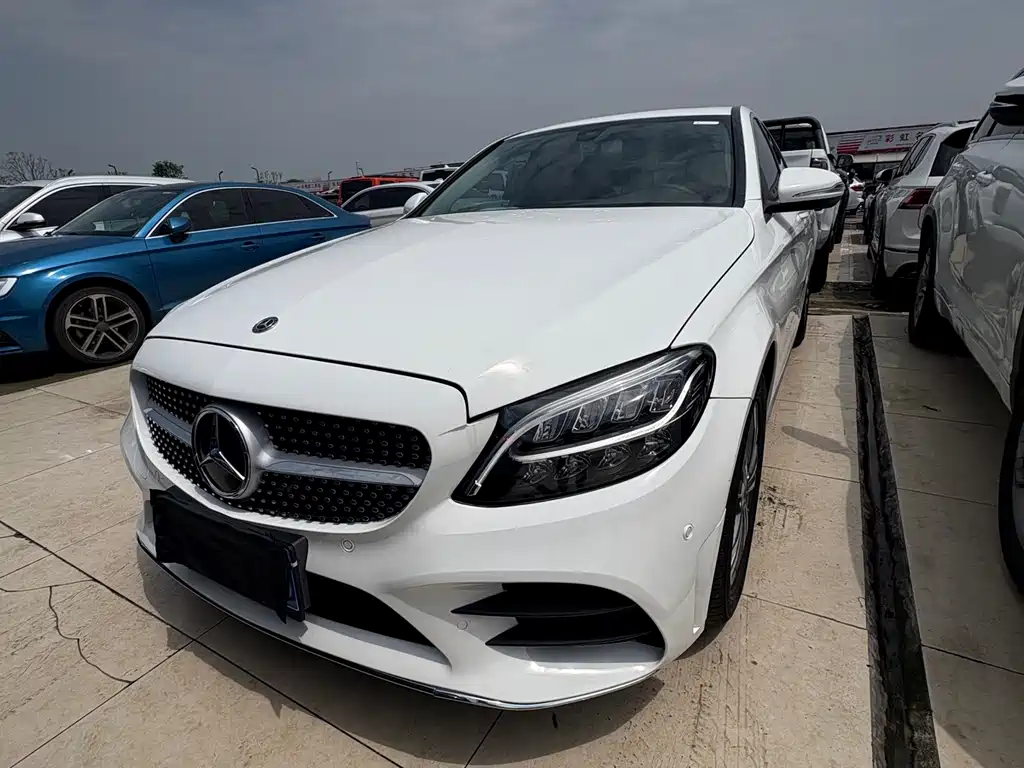 Mercedes-Benz C-Class 2020