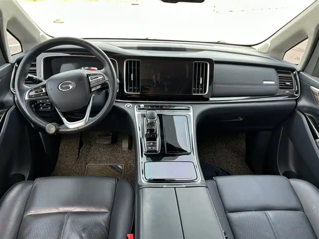 GAC Motor Trumpchi M8 2021 — фото 16