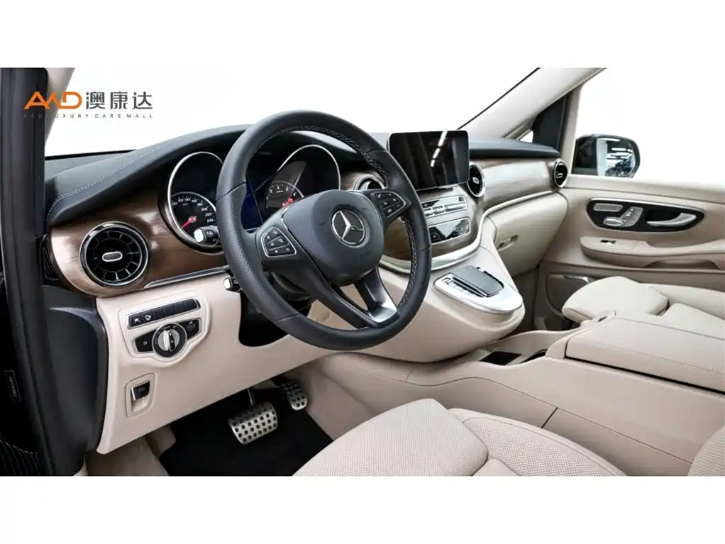 Mercedes-Benz V-Class 2023 — фото 6