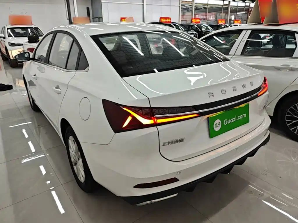 Roewe i5 2025