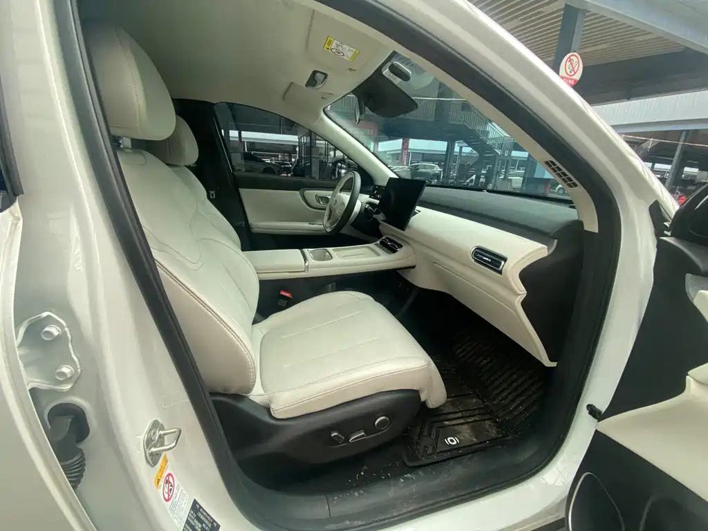 Changan Qiyuan Q05 2025