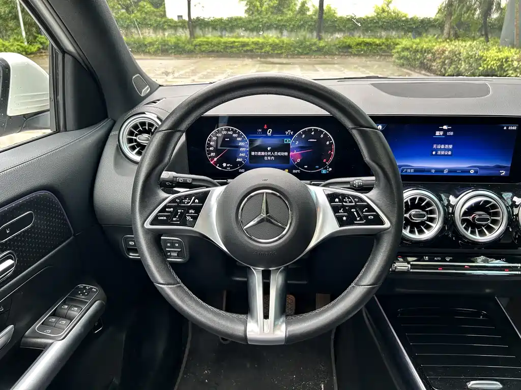 Mercedes-Benz GLA 2024 — фото 10