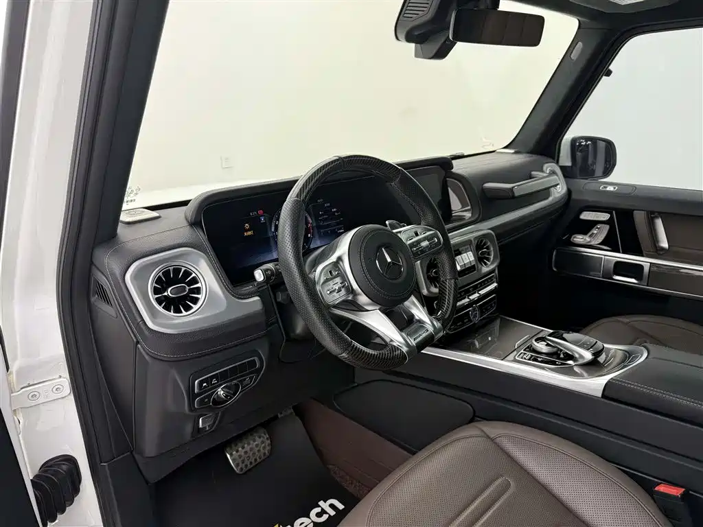 Mercedes-Benz G-Class 2022 — фото 11