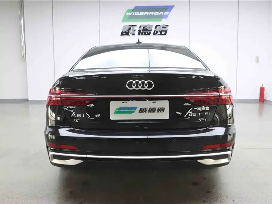 Audi A6L 2023 — фото 6