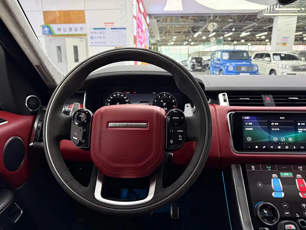 Land Rover Sport 2022 — фото 19