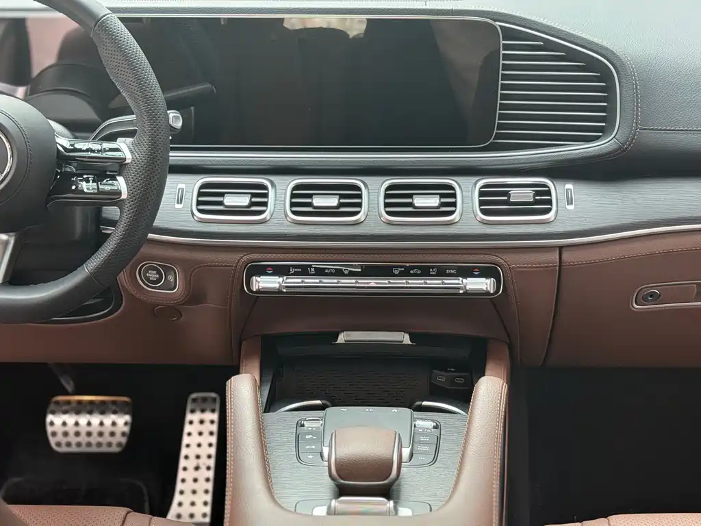 Mercedes-Benz GLS 2024 — фото 10