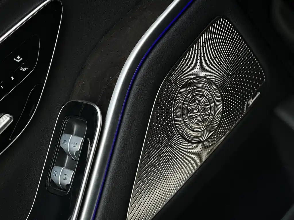 Mercedes-Benz S-Class 2023