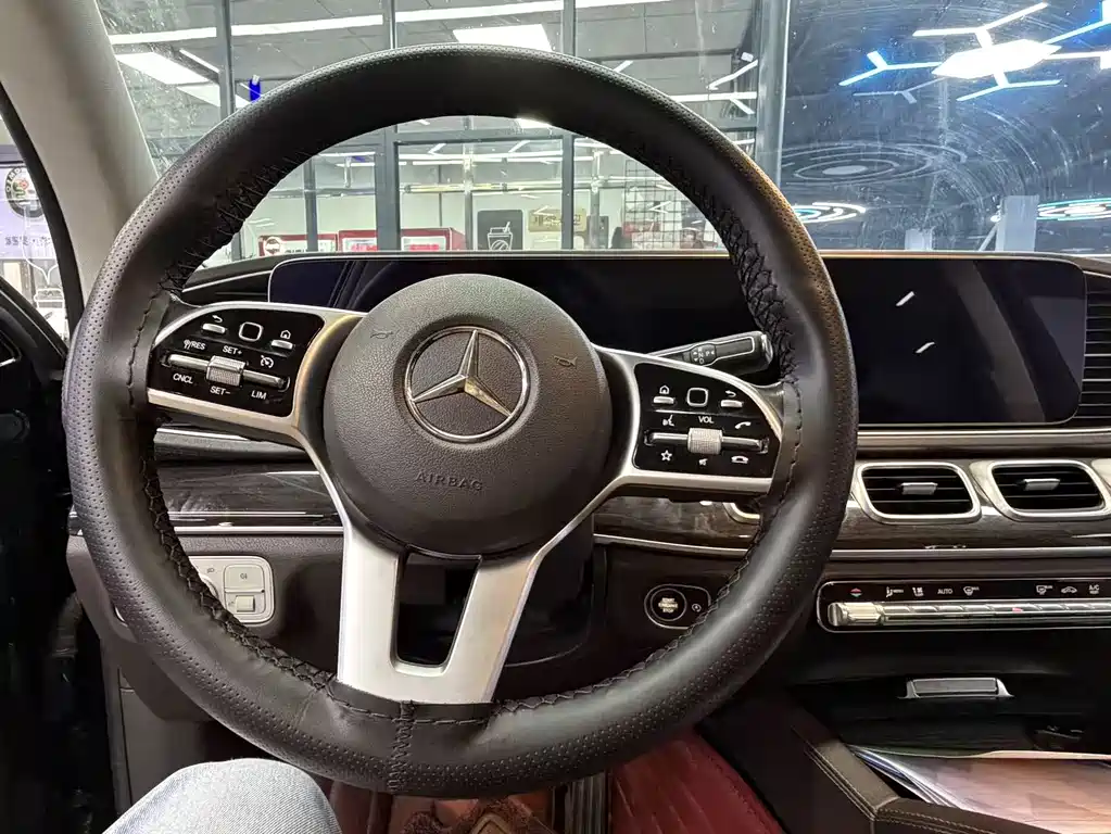Mercedes-Benz GLE 2019 — фото 6