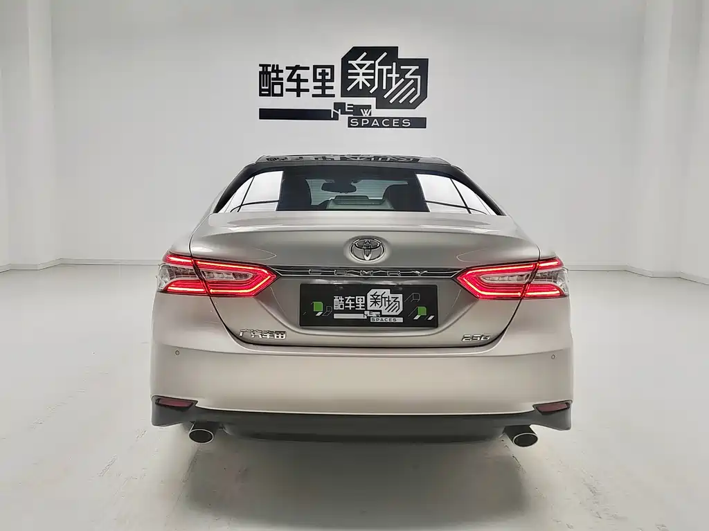 Toyota Camry 2020 — фото 5