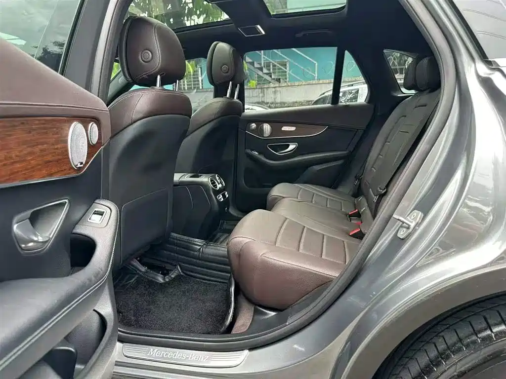 Mercedes-Benz GLC 2021