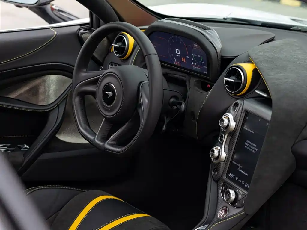 McLaren 720S 2018 — фото 10