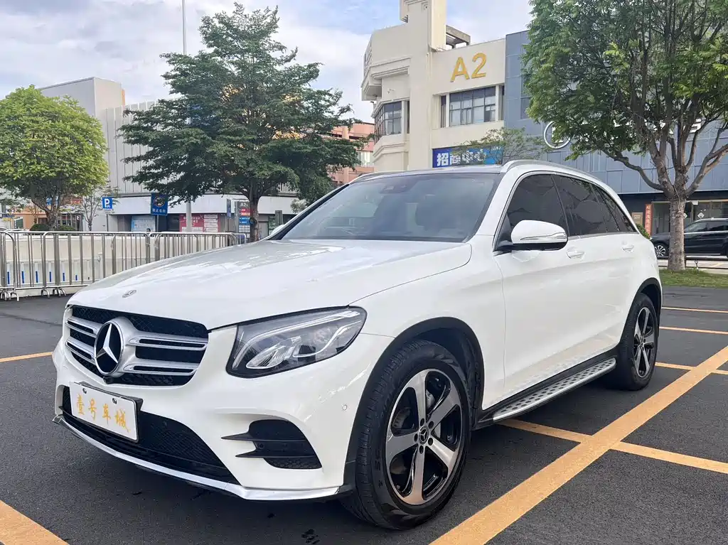 Mercedes-Benz GLC 2017 — фото 1
