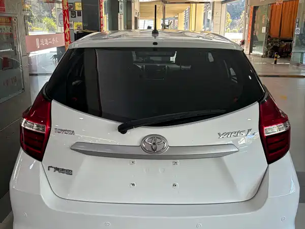 Toyota Yaris L 2016