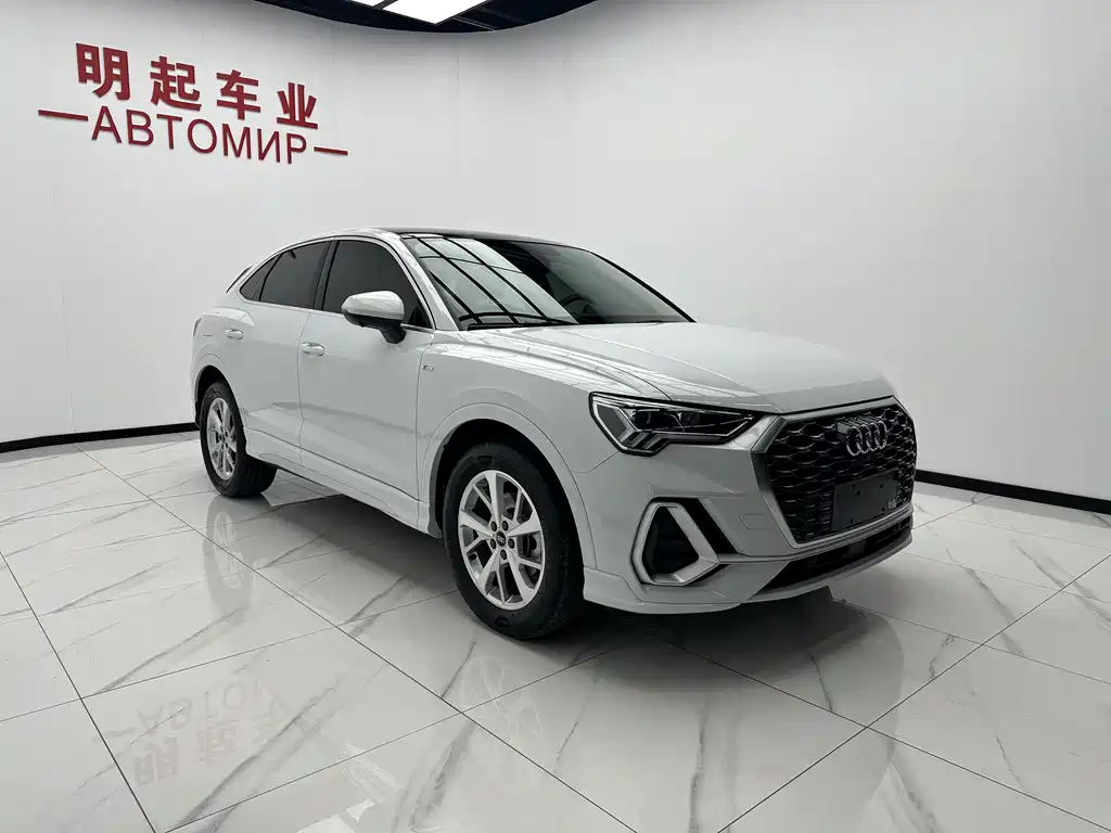 Audi Q3 Sportback 2023 — фото 3