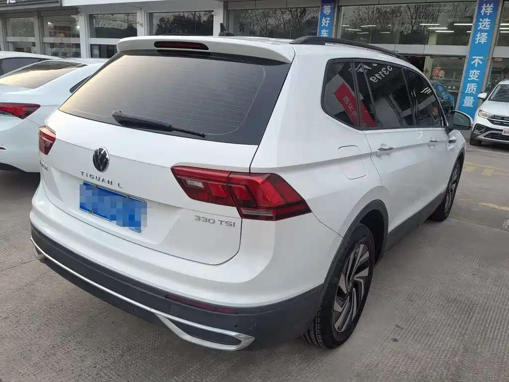 Volkswagen Tiguan L 2022
