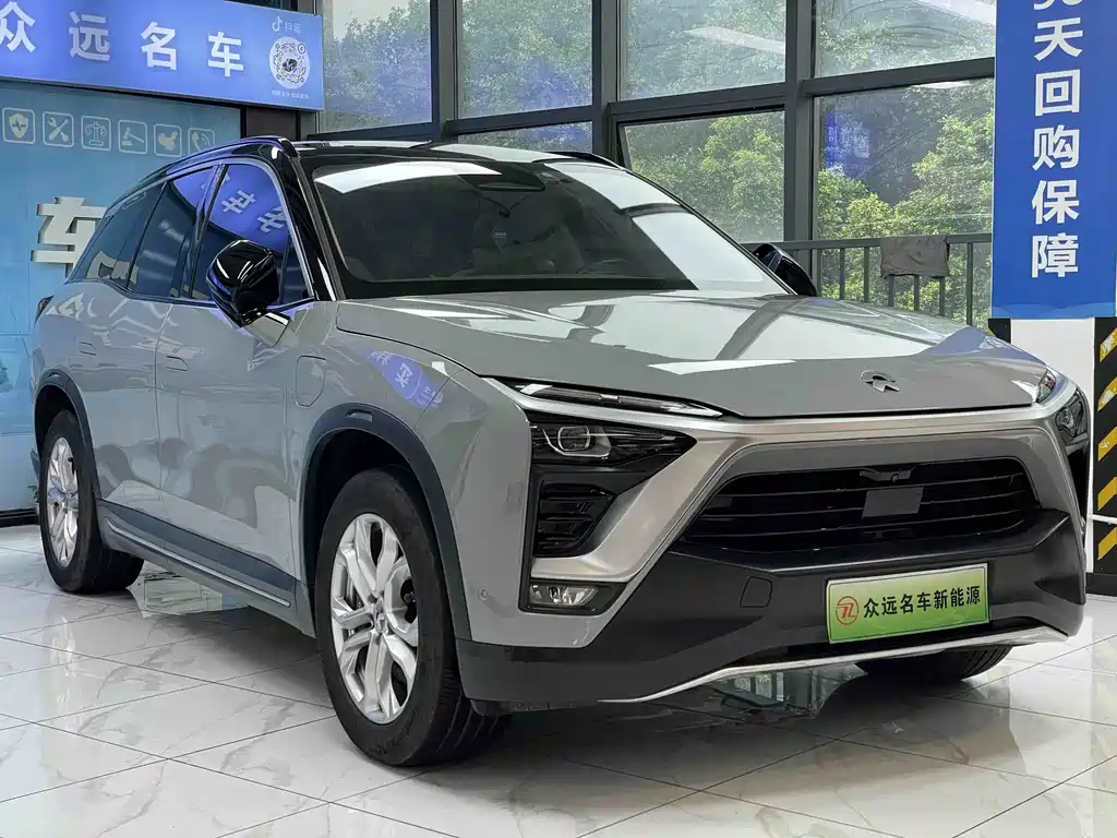 NIO ES8 2019