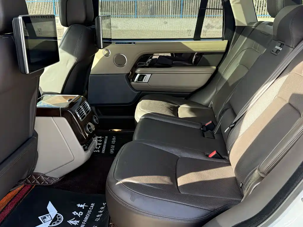 Land Rover Range Rover 2020 — фото 14